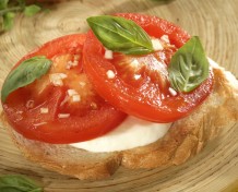 Bruschettas de Tomate y Mozzarella